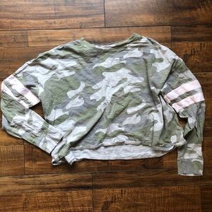 Hollister camo long sleeve crop top